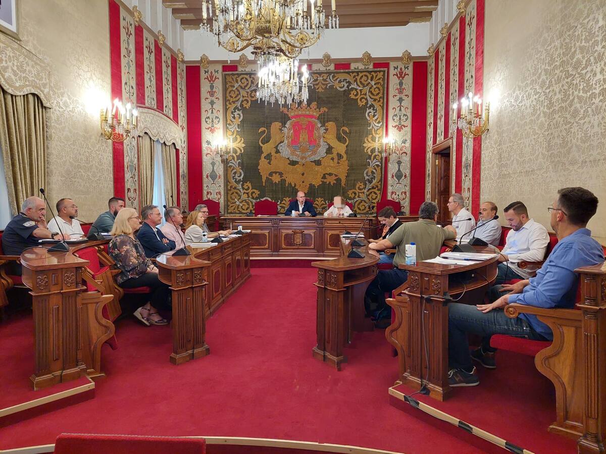 El Ayuntamiento quiere tener listo antes de fin de año el plan para luchar contra el ruido en el centro