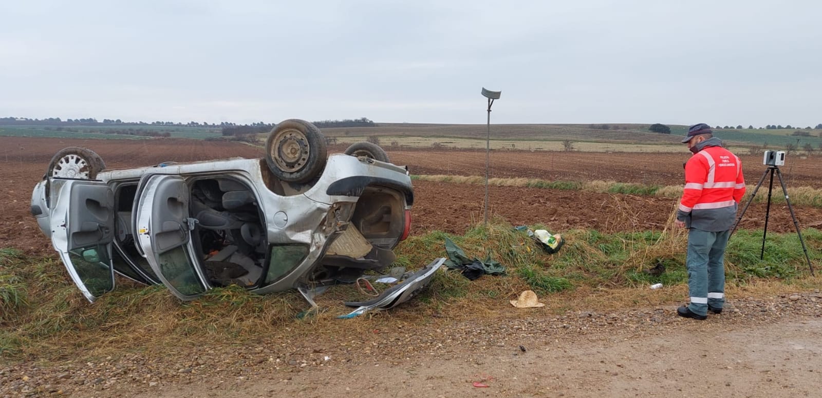 Fallece un hombre de 44 años tras sufrir una salida de vía en Funes