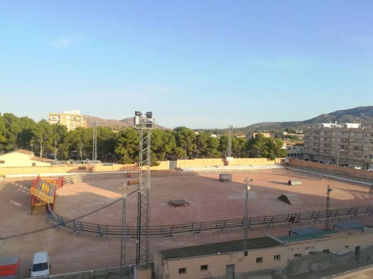 El antiguo campo de fútbol de Las Moreras en Monóvar se vende