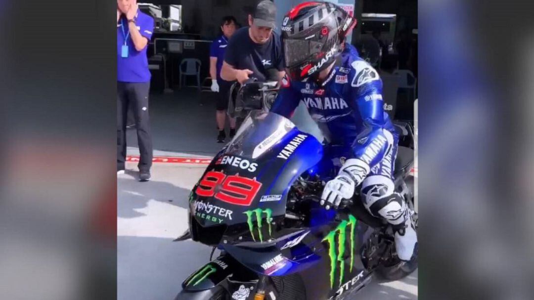 Jorge Lorenzo, probador oficial de Yamaha.