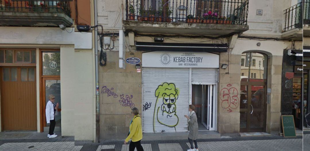 Kebab clausurado en el barrio de Egia en San Sebastián.