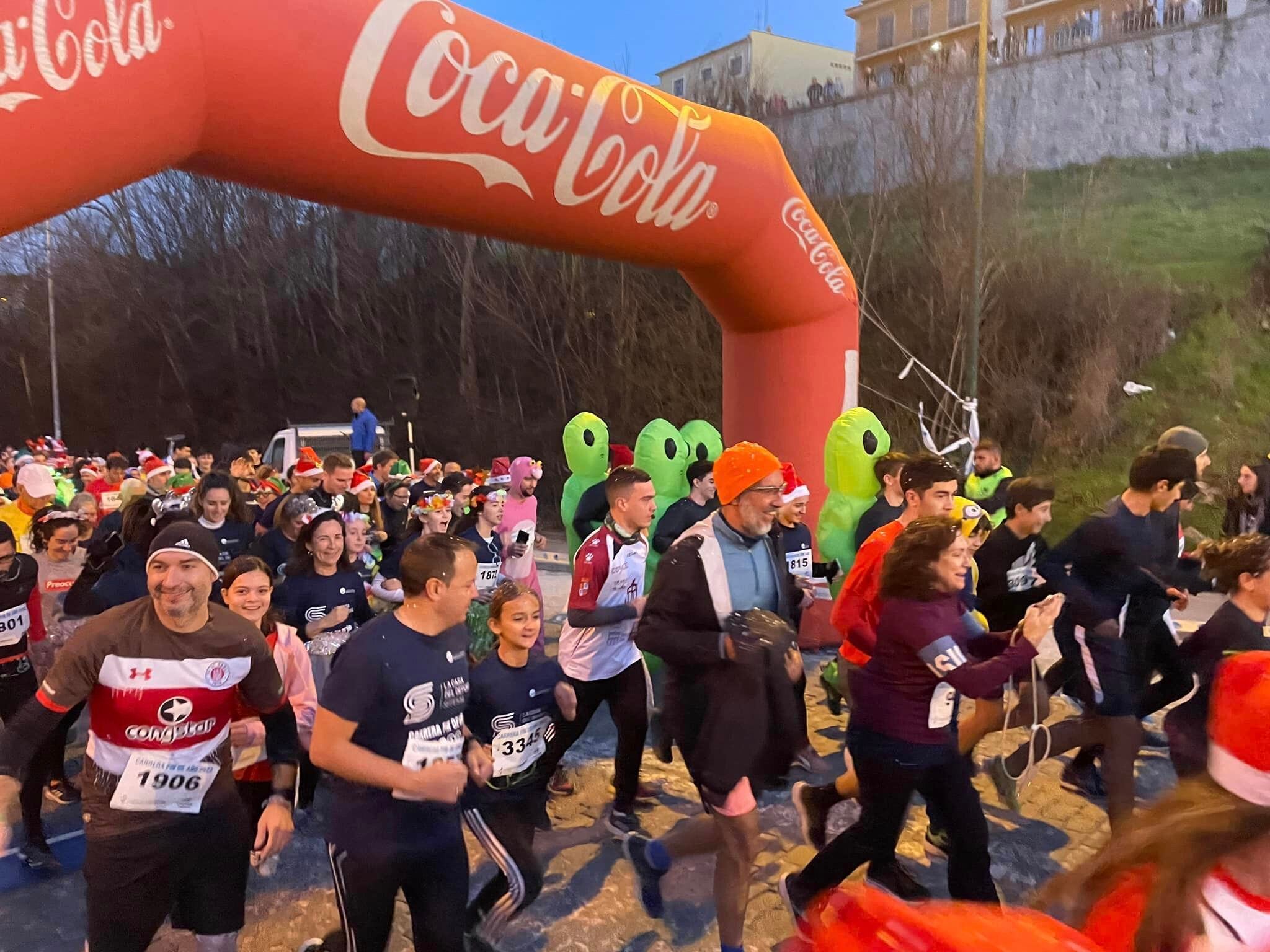 Rafael Rodríguez y Sandra San Miguel se imponen en la Carrera fin de año Ciudad de Segovia