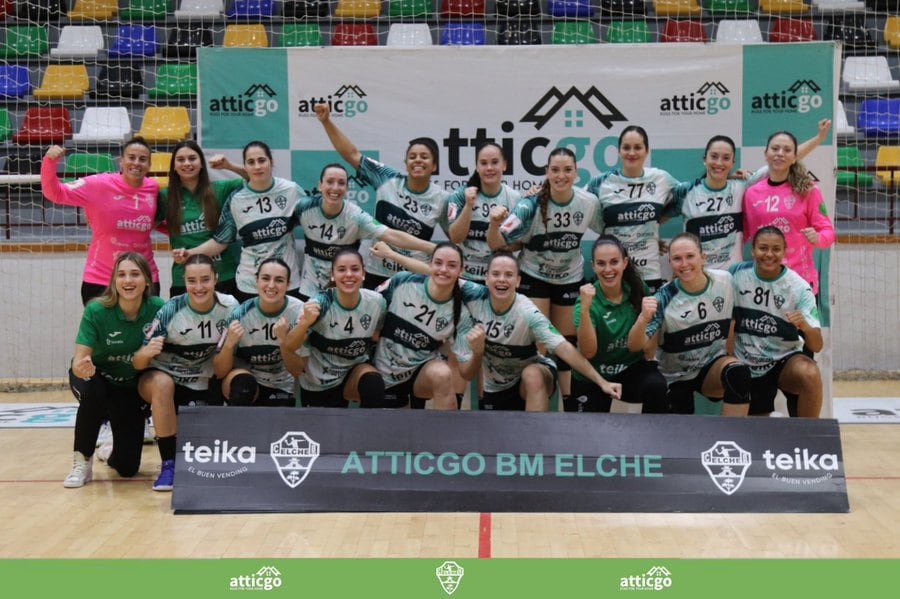 Las jugadoras del Elche Atticgo siguen haciendo historia para el deporte ilicitano