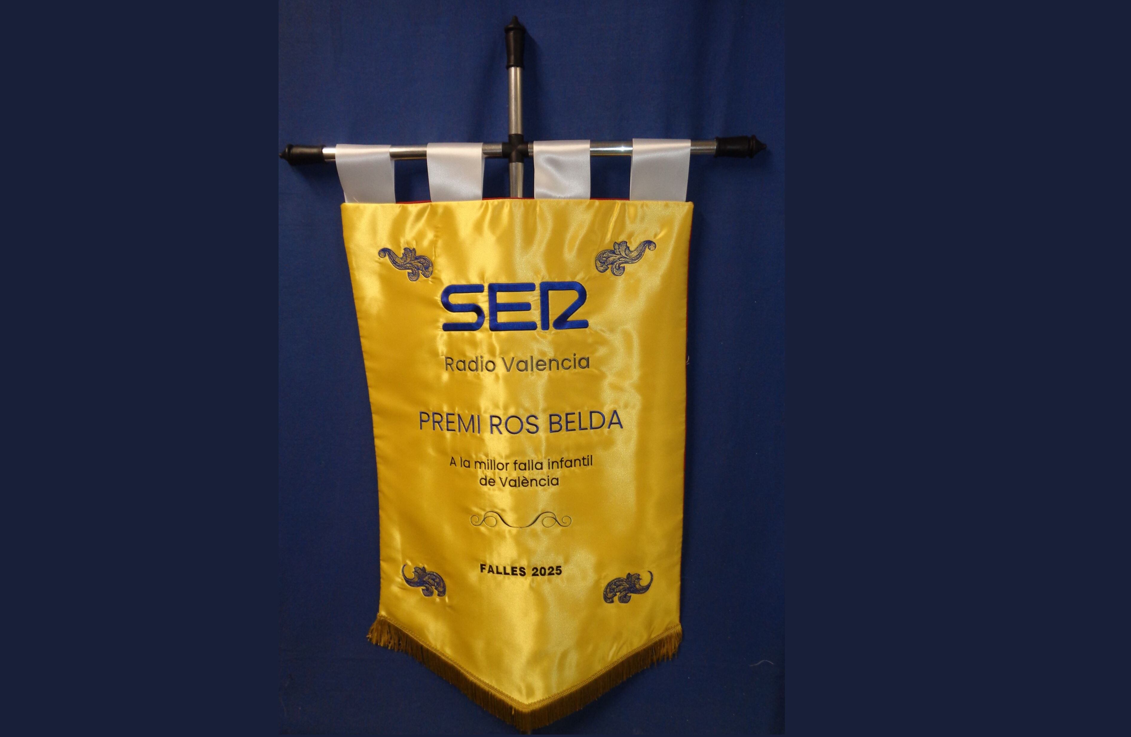 Estandarte (o palé) del premio Ros Belda de Radio Valencia Cadena SER