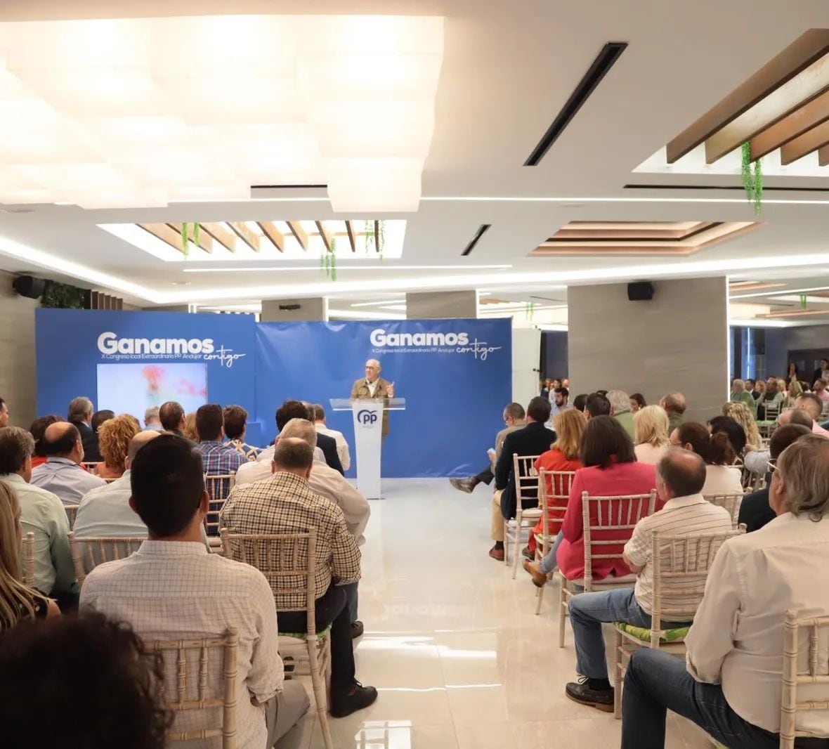 Jesús Estrella reelegido presidente local del PP de Andújar.