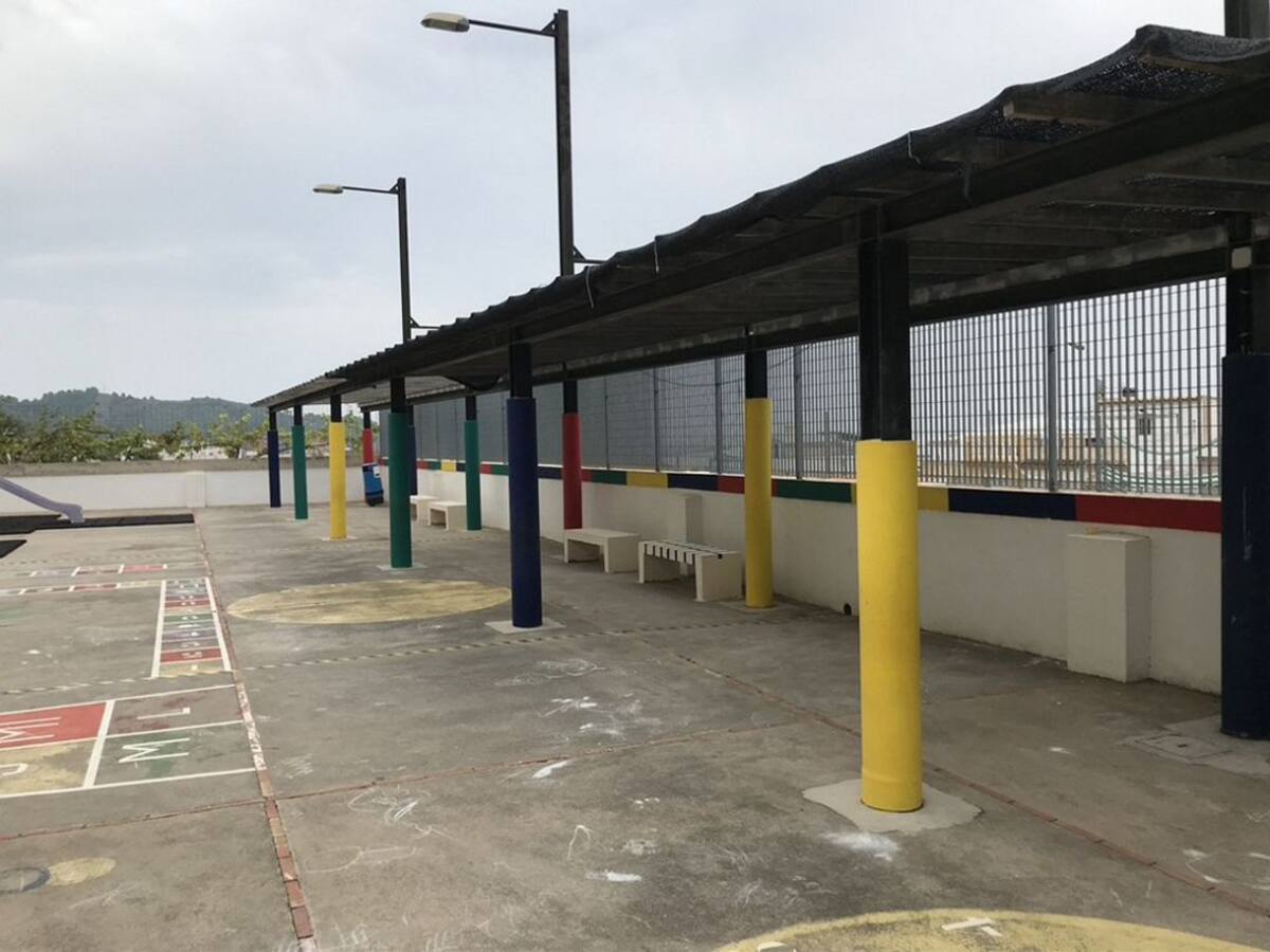 Trabajos de mejora en el colegio Divina Aurora de Tavernes