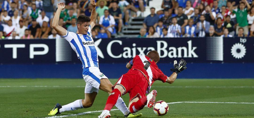 Guido Carrillo durante un lance del Trofeo Villa de Leganés que enfrentó a pepineros y rayistas en agosto.