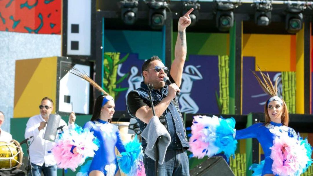 Manny Manuel durante su actuación en Las Palmas de Gran Canaria.