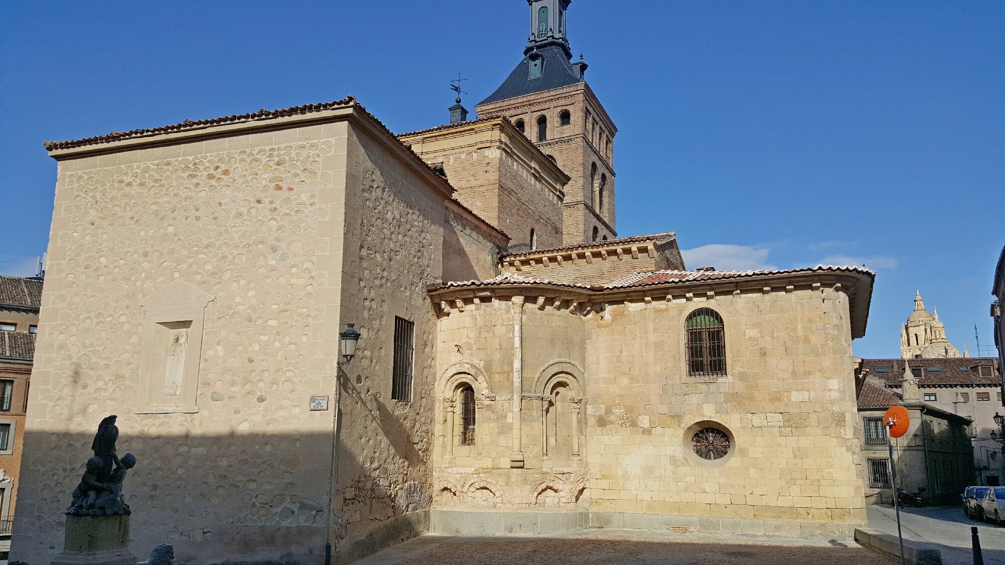 Iglesia de San Martín en la capital, uno de los monumentos que abre este verano