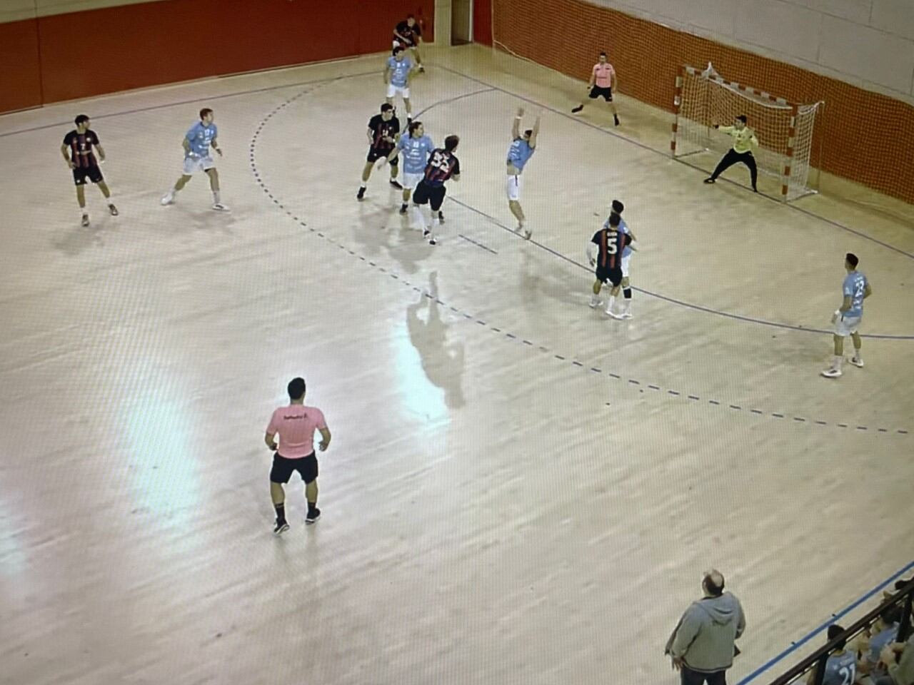 Imagen del choque jugado en pista azulgrana