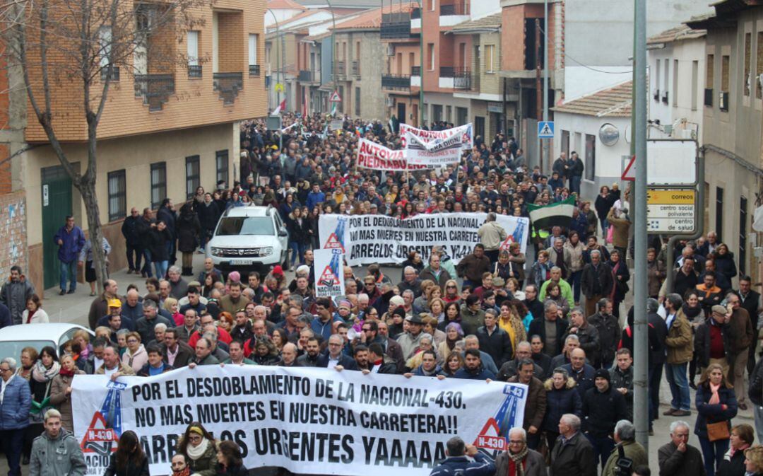 Manifestación convocada por la plataforma en defensa de la N430, celebrada en Piedrabuena.