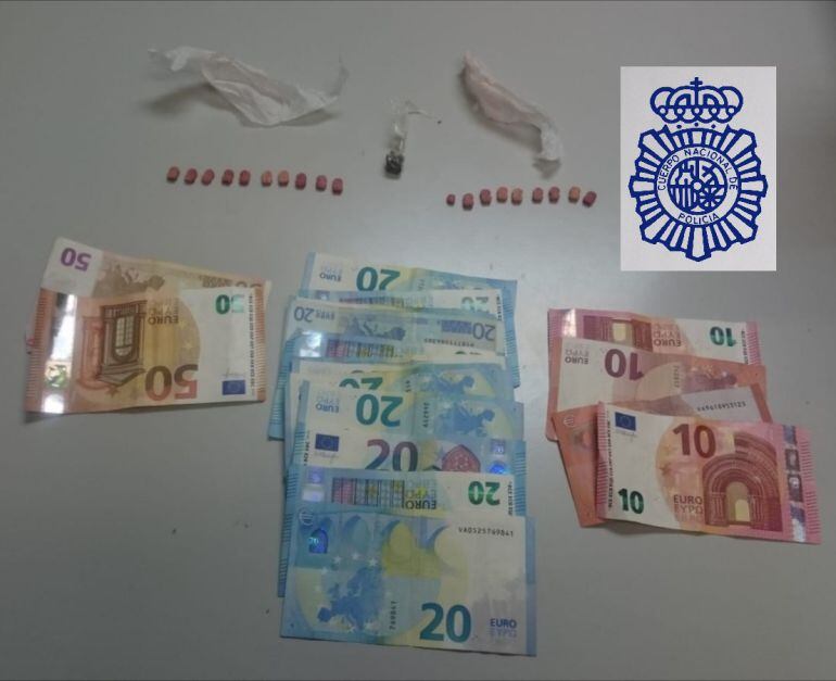 Dinero y sustancias intervenidas por la Policía