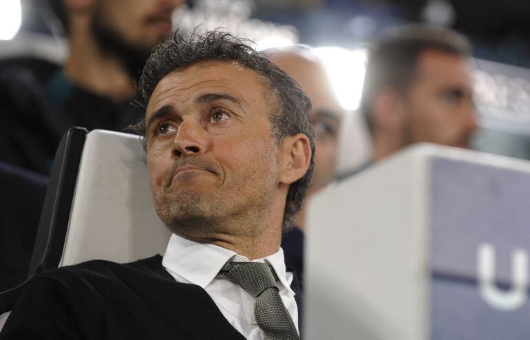 Luis Enrique en el banquillo del Juventus Stadium 