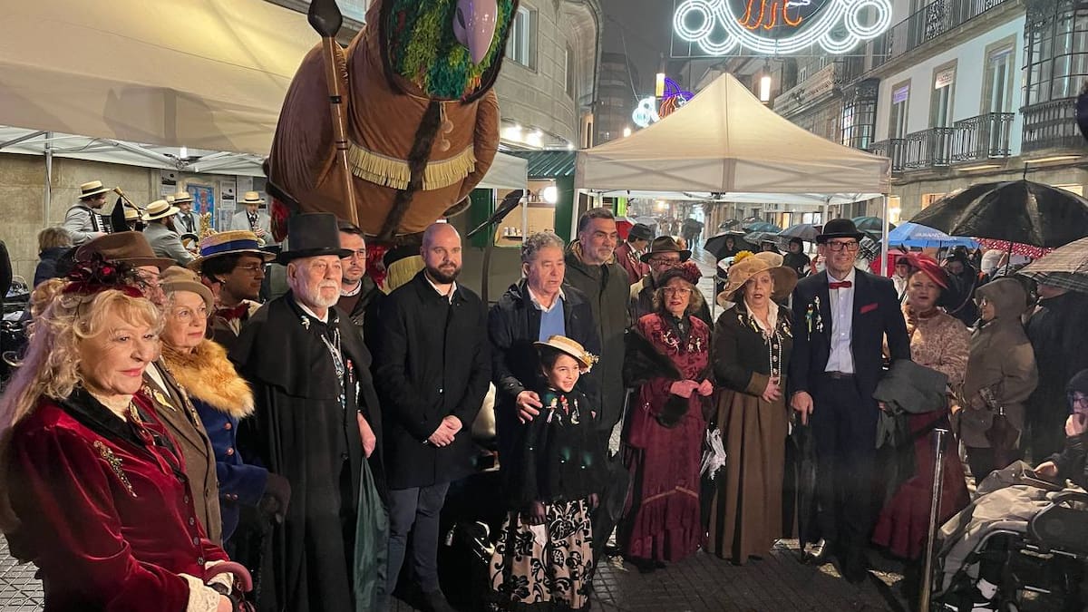 “Trump Go Home”: el mensaje del loro Ravachol en 2026