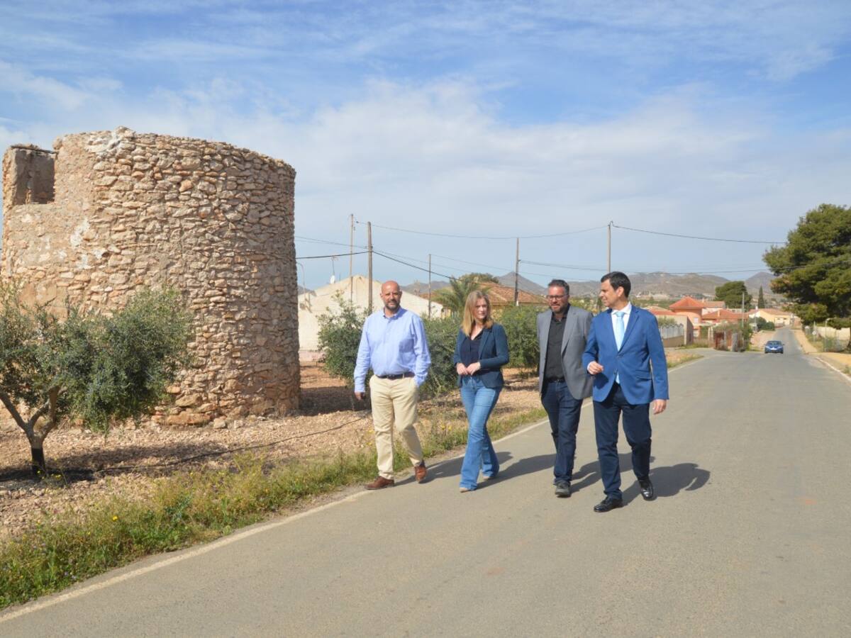 La Comunidad rehabilitará el pavimento en la carretera que une La Aljorra y Cuesta Blanca