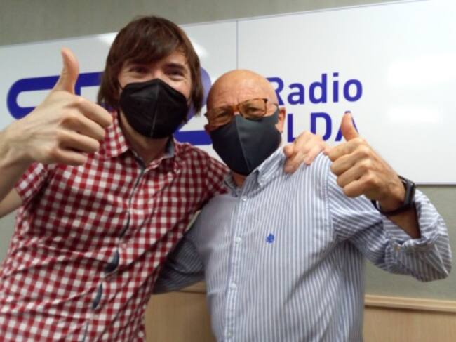 Valeo y el eldense José Navarro, actor del corto Orquesta Los Bengalas