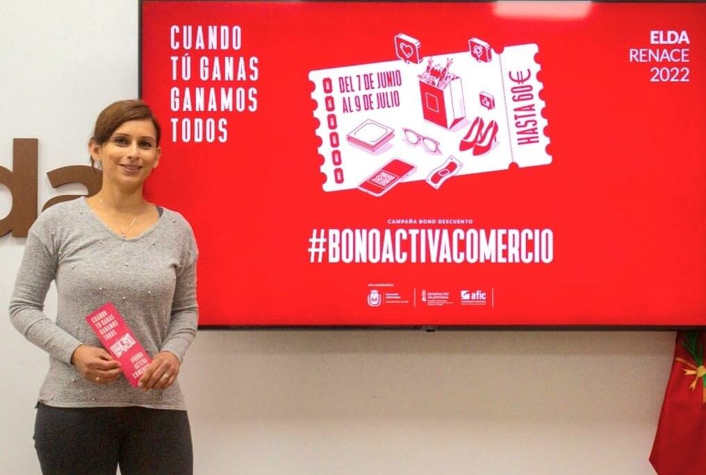 Los 7.500 bonos descuento que el Ayuntamiento de Elda, a través de la Concejalía de Comercio y Mercado, ha puesto a disposición de los vecinos y vecinas de Elda
