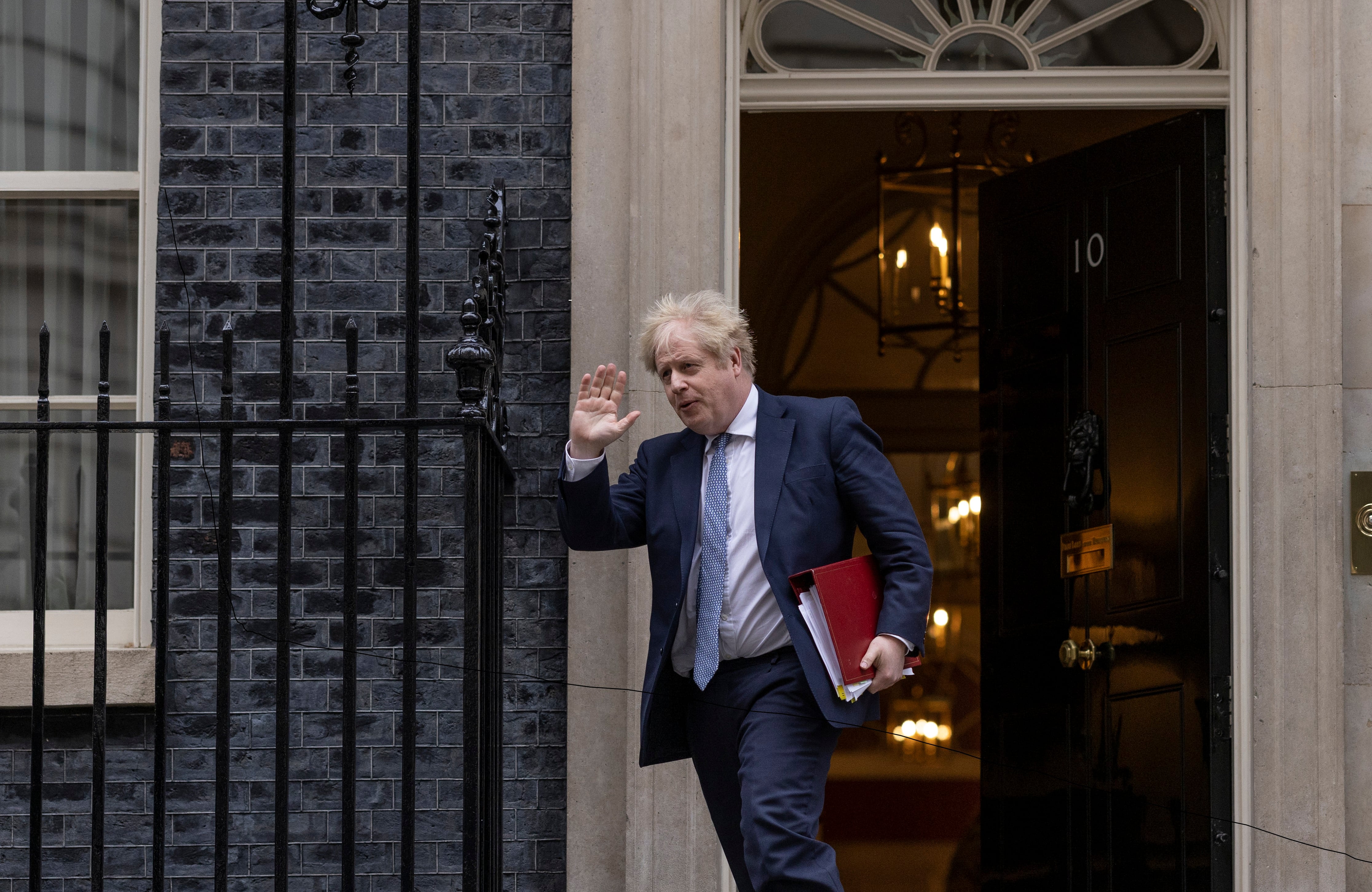 Boris Johnson renueva al personal de Downing Street tras el escándalo del &#039;Partygate&#039;.