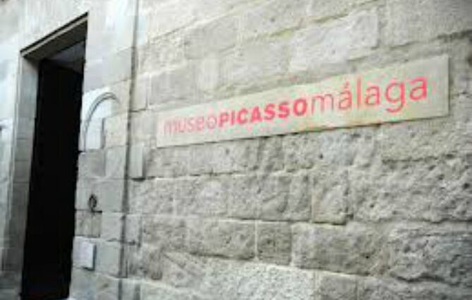 Fachada del Museo Picasso Málaga