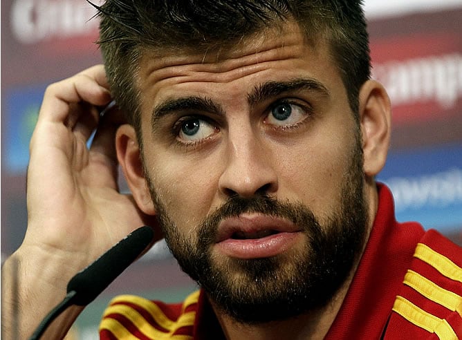 Piqué comparece ante la prensa