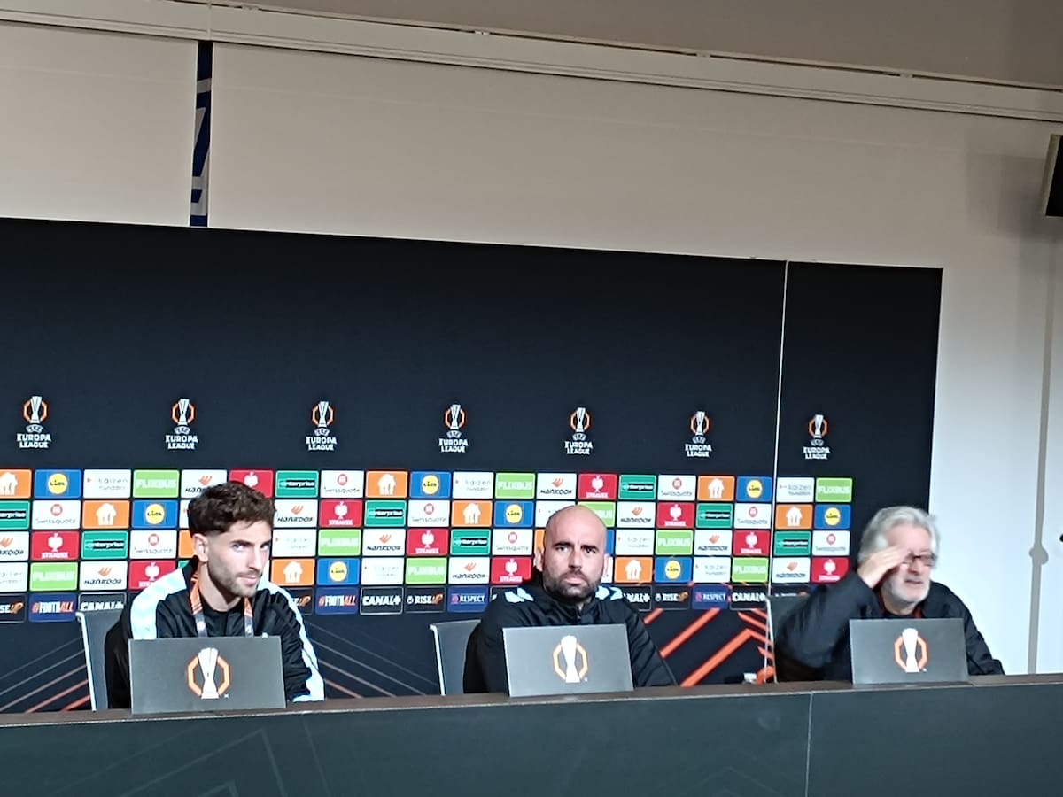 Todo pasa por Old Trafford