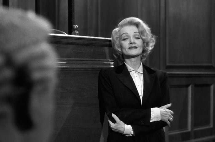 Marlene Dietrich en Testigo de cargo