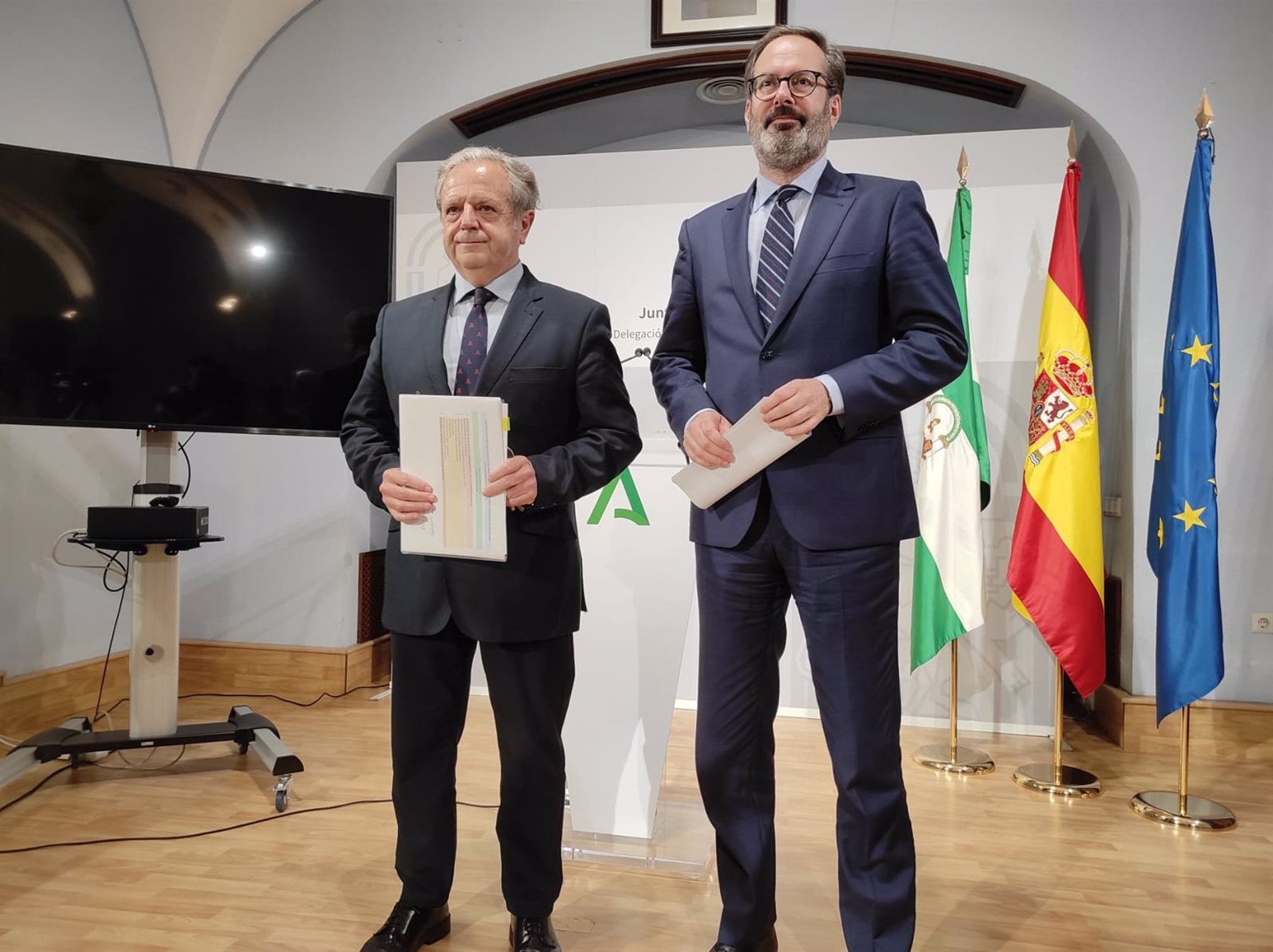 Salvador Fuentes y Adolfo Molina anuncian el inicio de las obras en Sierra Boyera