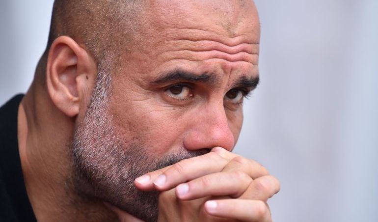 Guardiola, pensativo durante uno de los últimos partidos de liga