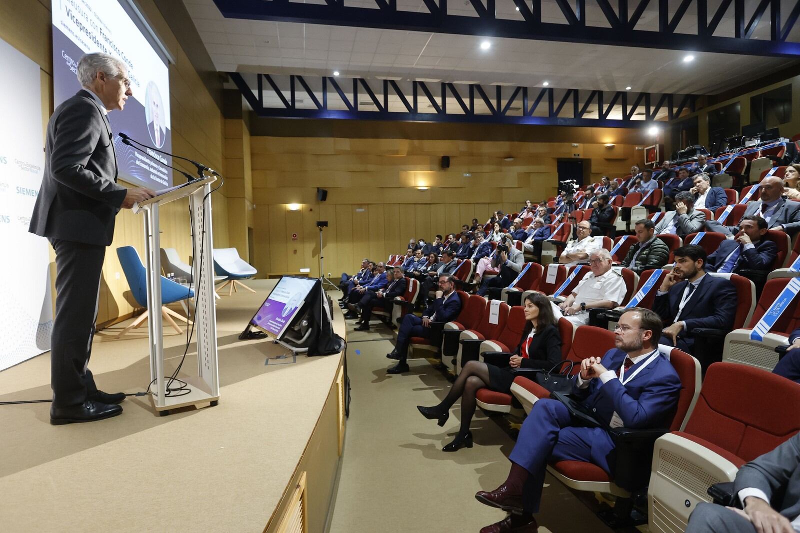 Conde, en la clausura de la jornada