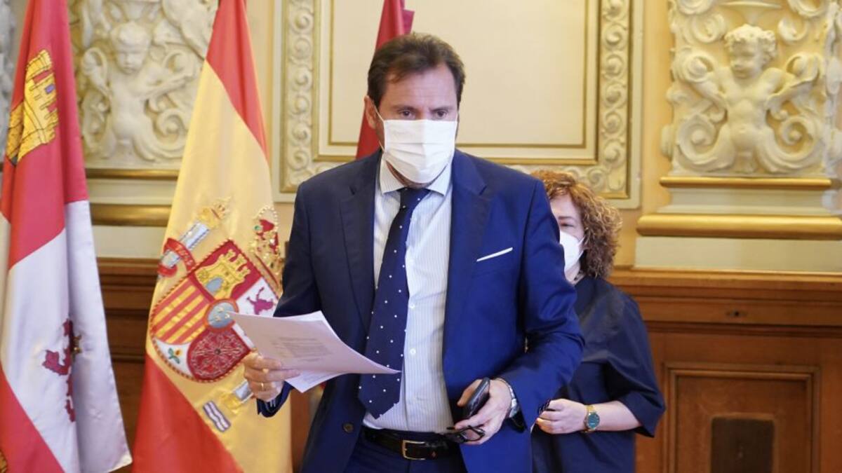 Puente se pregunta "si no ha habido criterio" en la regulación autonómica tras el estado de alarma