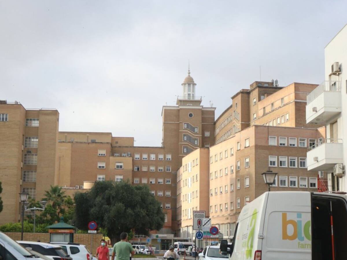 SATSE advierte de la situación "crítica" del Hospital Virgen del Rocío