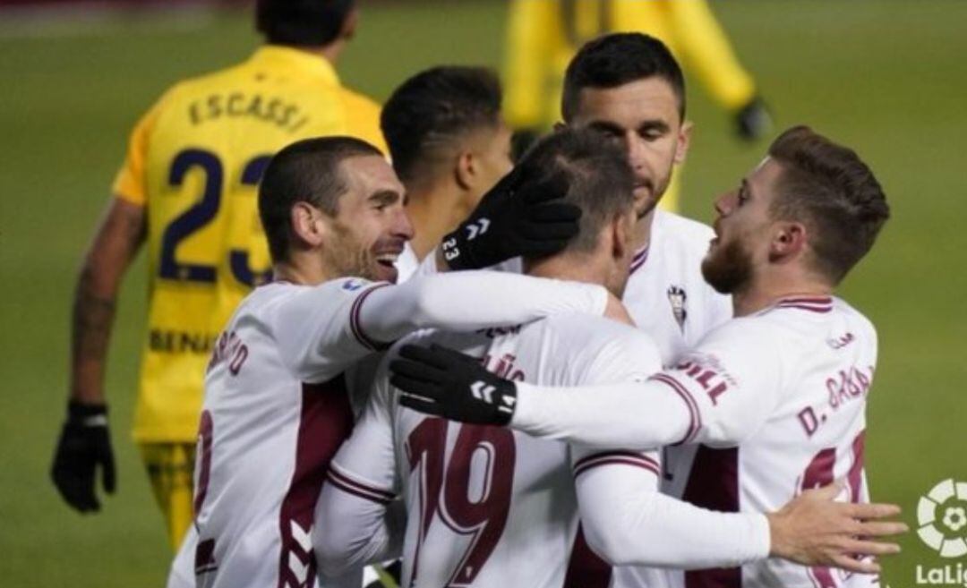 Empate entre Albacete y Málaga en el Carlos Belmonte