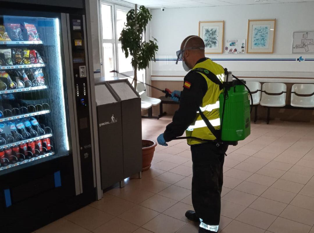 Las tareas de desinfección en el hospital has sido frecuentes en estas últimas semanas