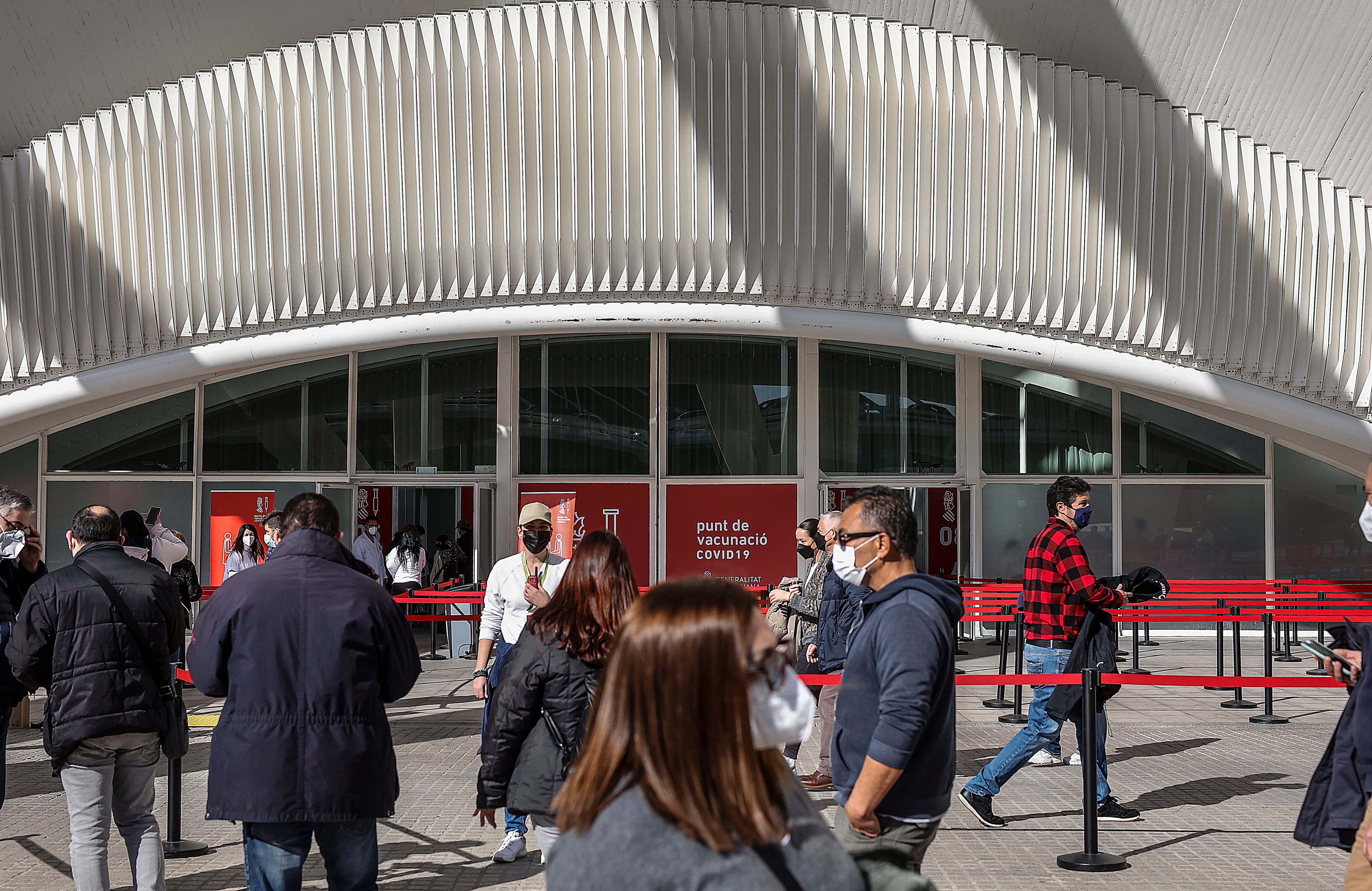 Vacunódromo en la Ciutat de les Arts i les Ciències de València