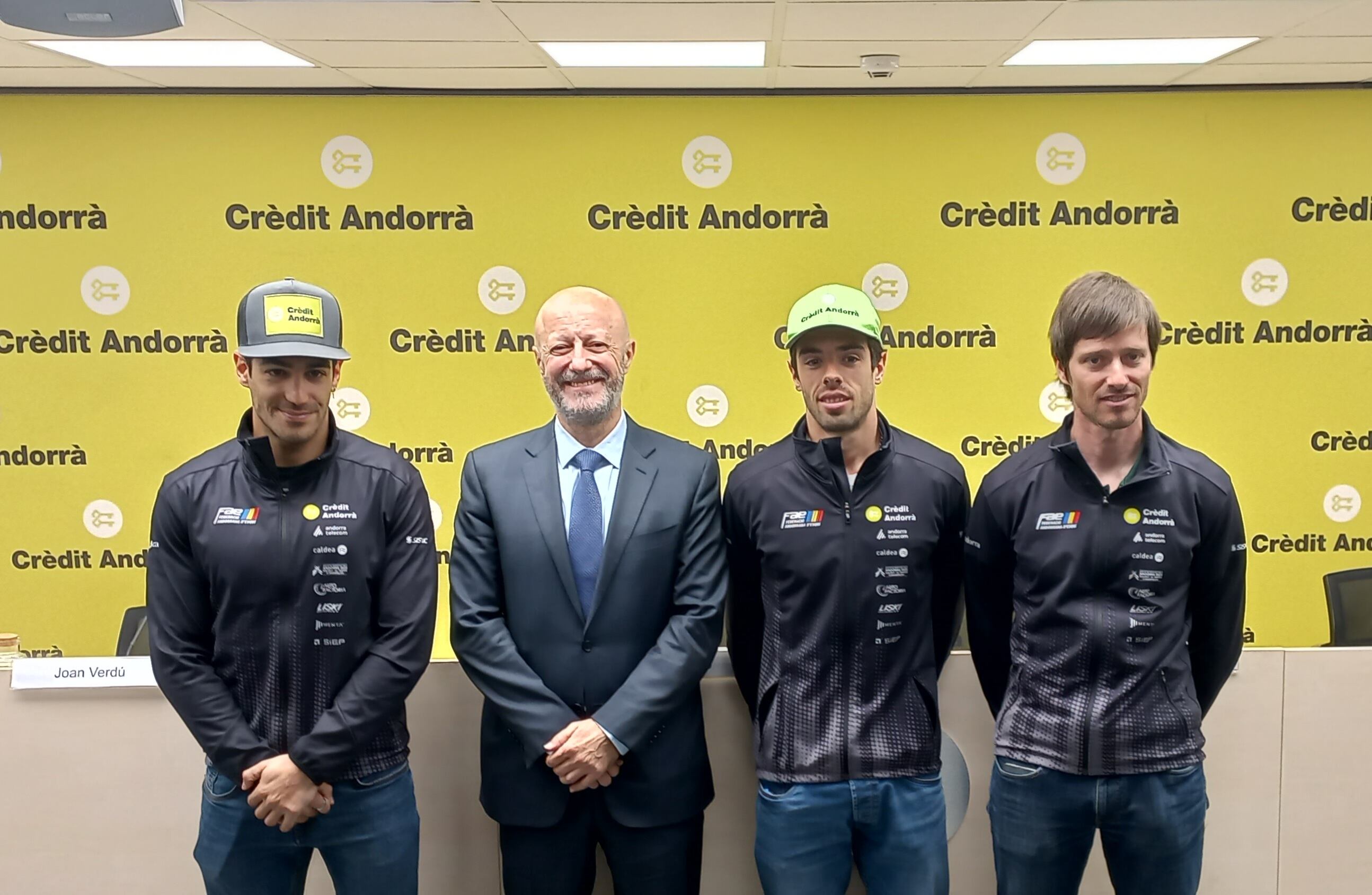 Un instant de la compareixença de la FAE per fer balanç de la temporada de la secció d'esquí alpí.