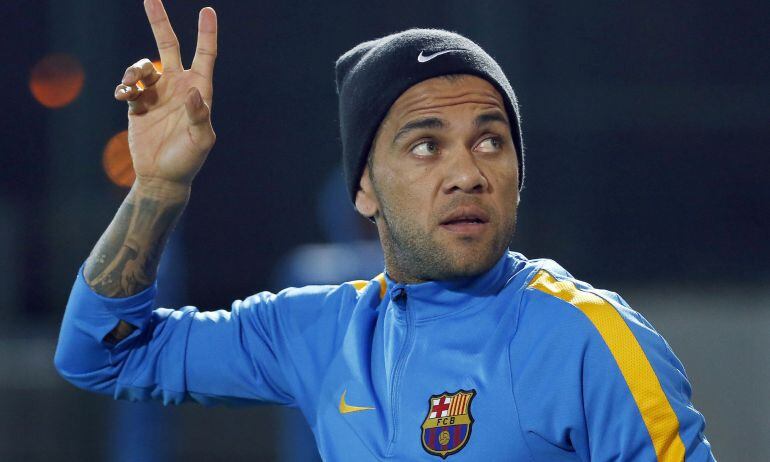 El defensa brasileño del FC Barcelona Dani Alves.