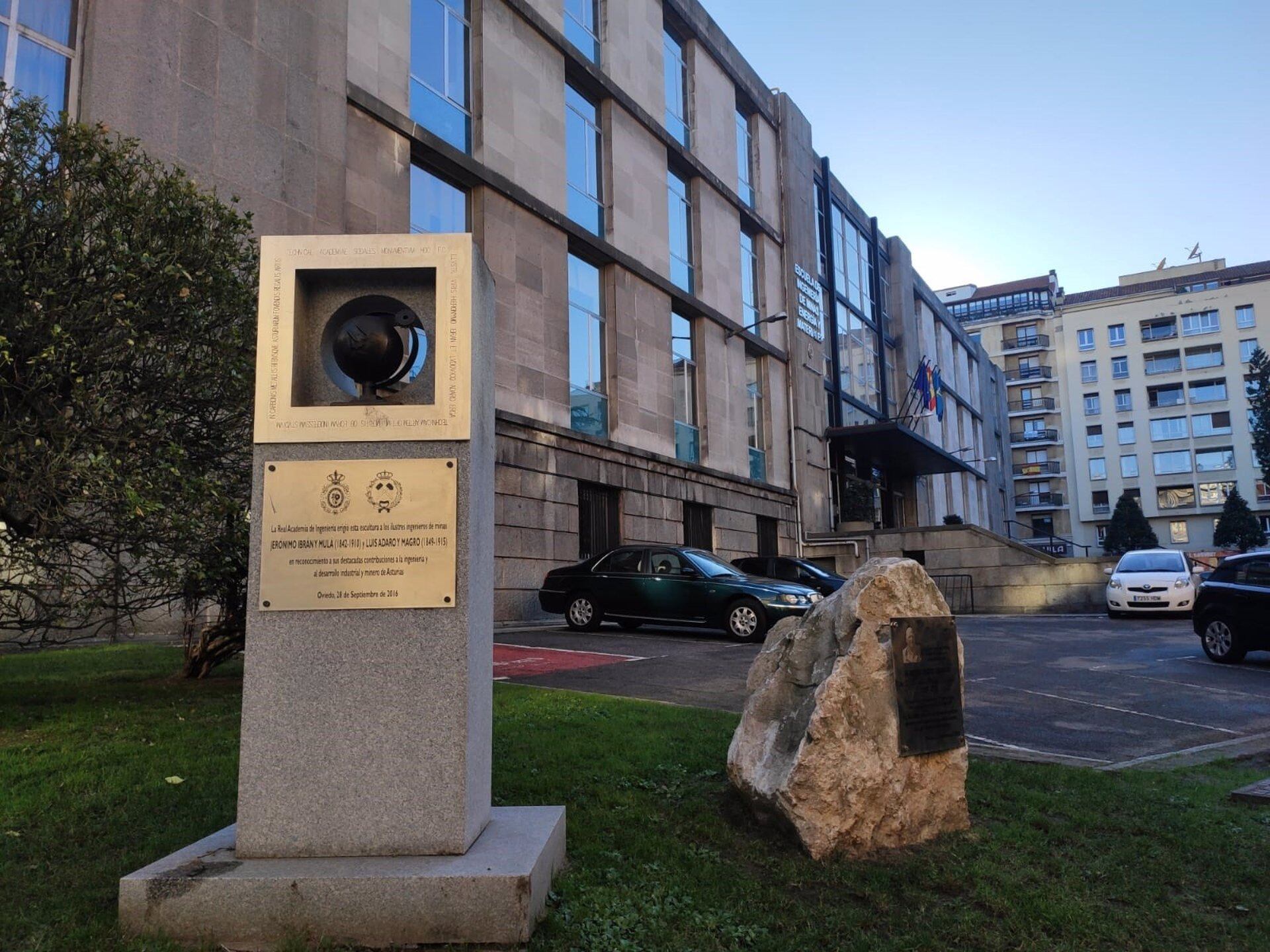 Escuela de Ingeniería de Minas de Oviedo