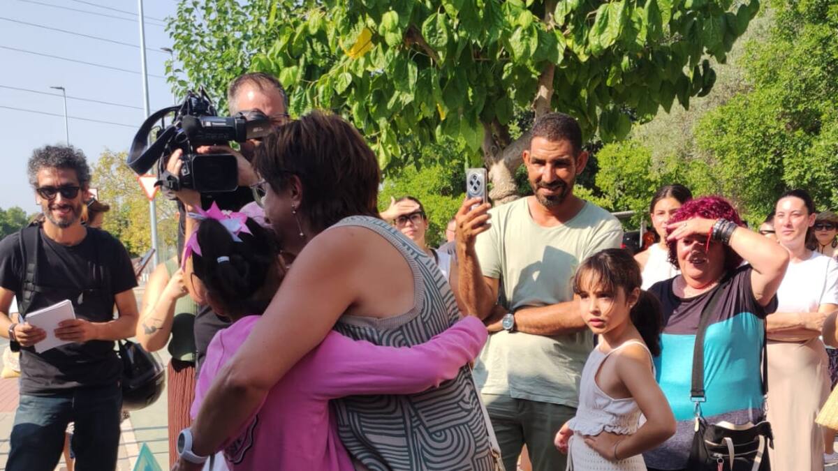 Bienvenida a los 50 niños saharauis del programa Vacaciones en Paz