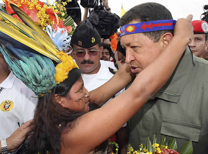 El Supremo de Venezuela señala inadmisible una solicitud para designar una junta médica que declare &quot;incapaz mental&quot; al presidente. La petición fue presentada por un abogado en 2005