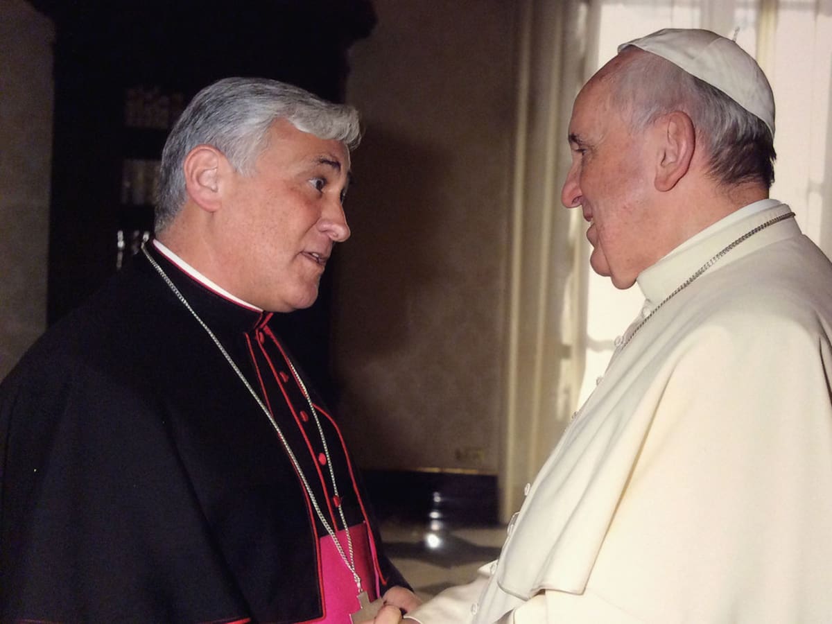 El Obispo de Cádiz llama a los jóvenes a sumarse a labores de voluntariado