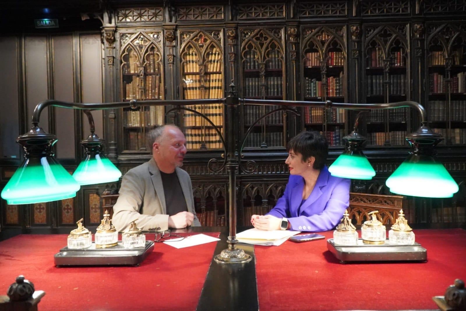 La ministra de Vivienda y el senador Juanjo Ferrer