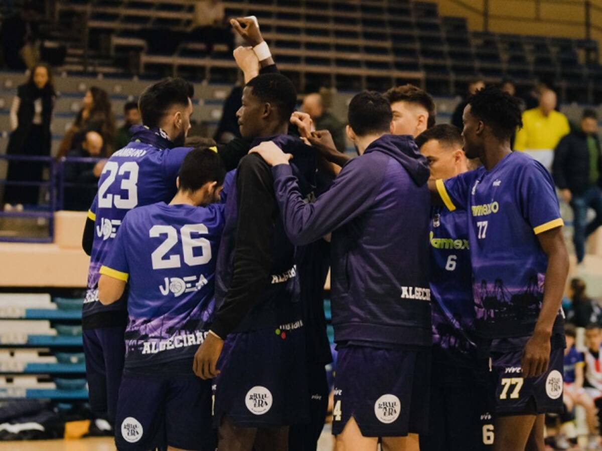 Los abonados de UDEA Algeciras pagarán diez euros ante Mallorca