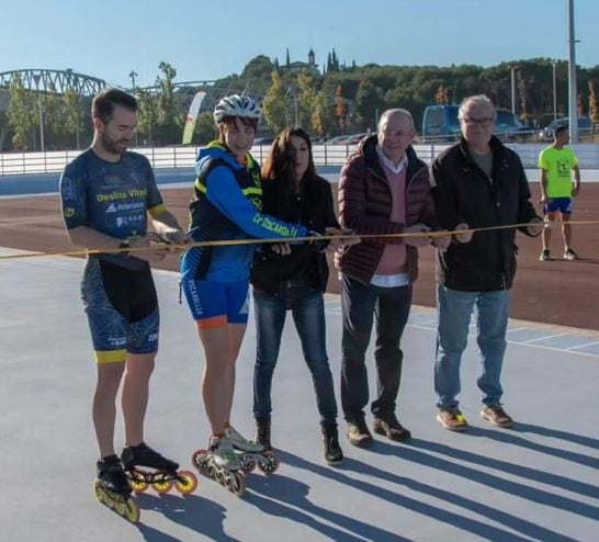 Corte de la cinta en la inauguración