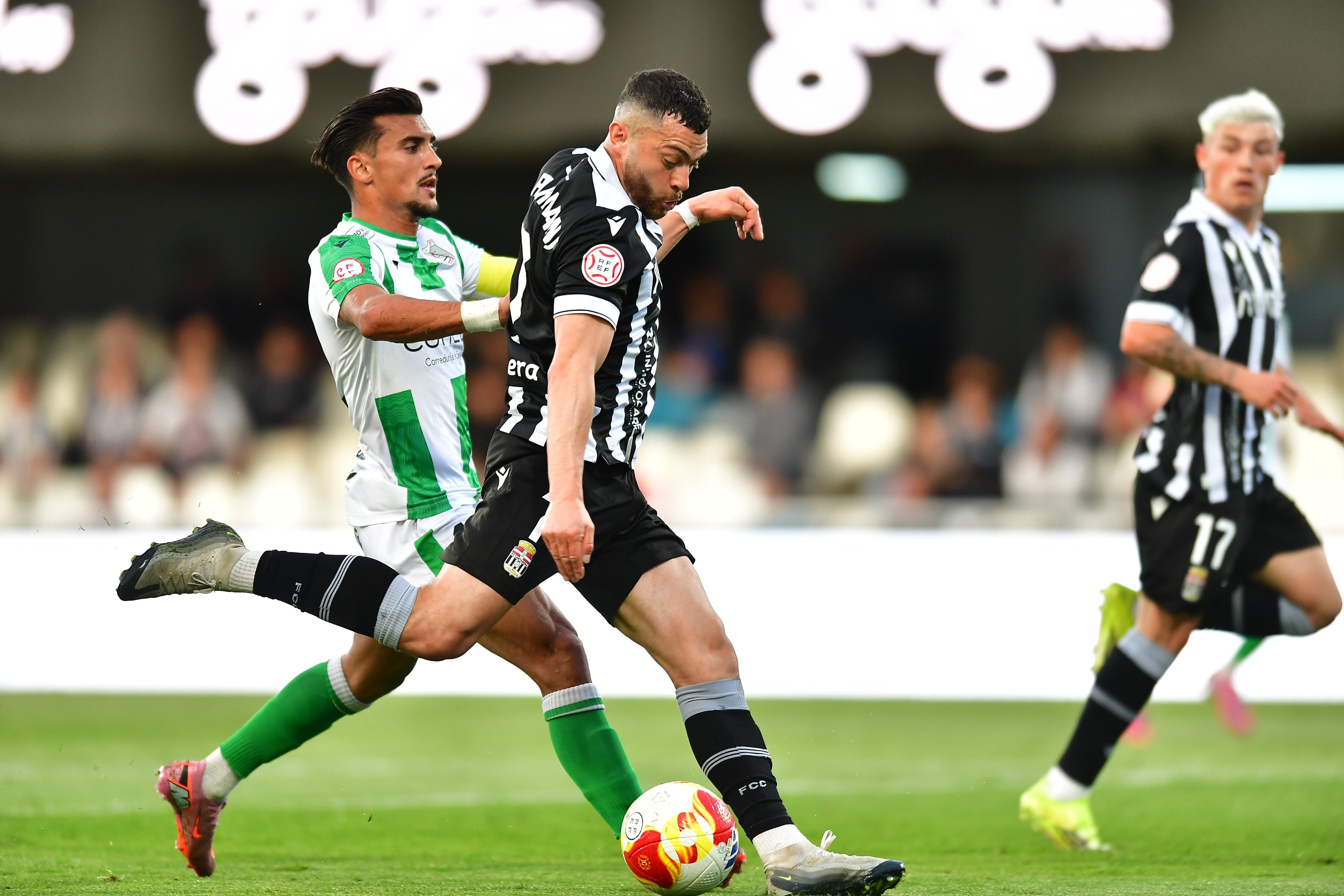 Rahmani dispara a puerta