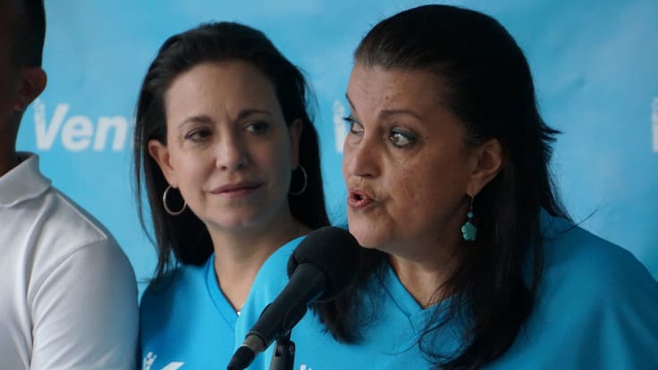 Canarias y España, en contactos y al tanto de la situación de Catalina Ramos