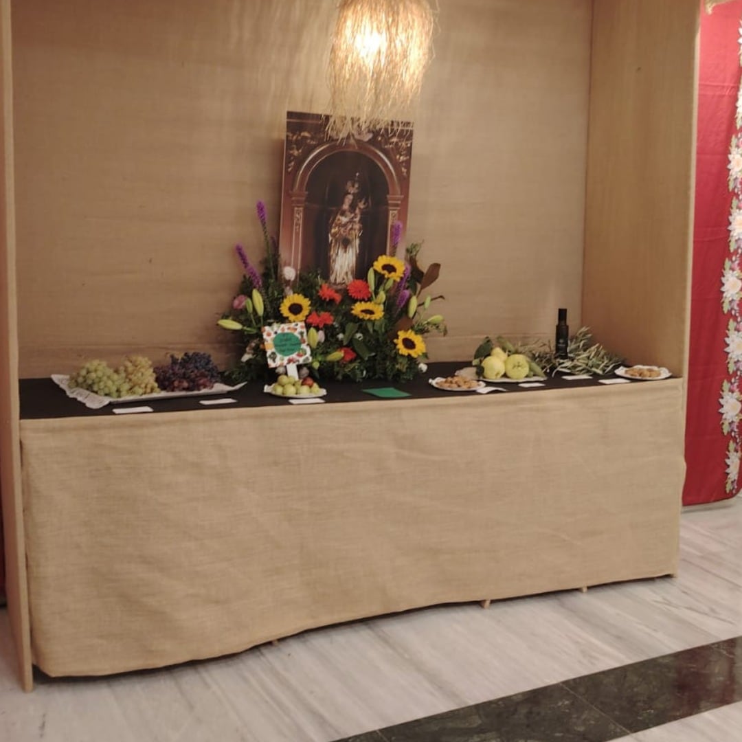 Exposición de productos del campo