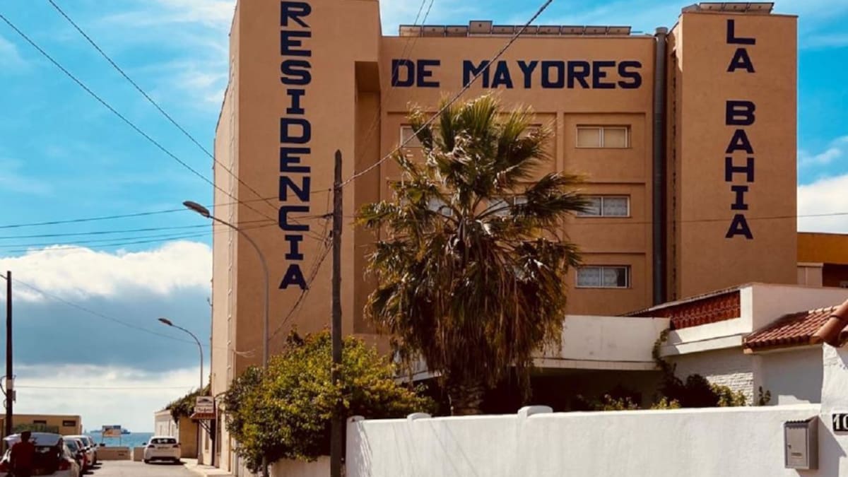 RESIDENCIA DE MAYORES LA BAHÍA