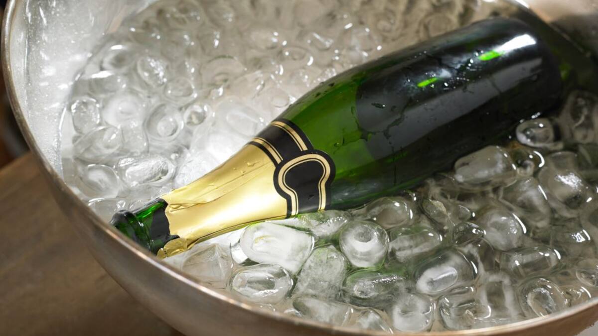 Los elaboradores rectifican, el cava valenciano no se llamará Altos de Levante