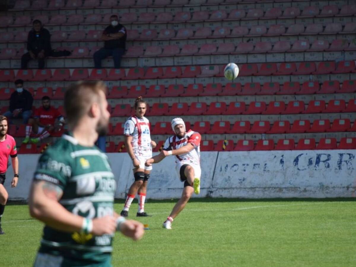 Rugido de URA Playcar en el estreno soñado ante Jaén