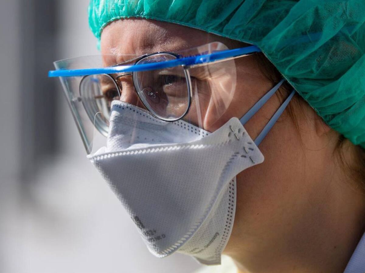 Andalucía aprueba planes para afrontar picos de 9.000 y 15.000 casos de coronavirus